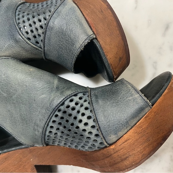 FREE PEOPLE wood heel tie bootie heels - Picture 5 of 12